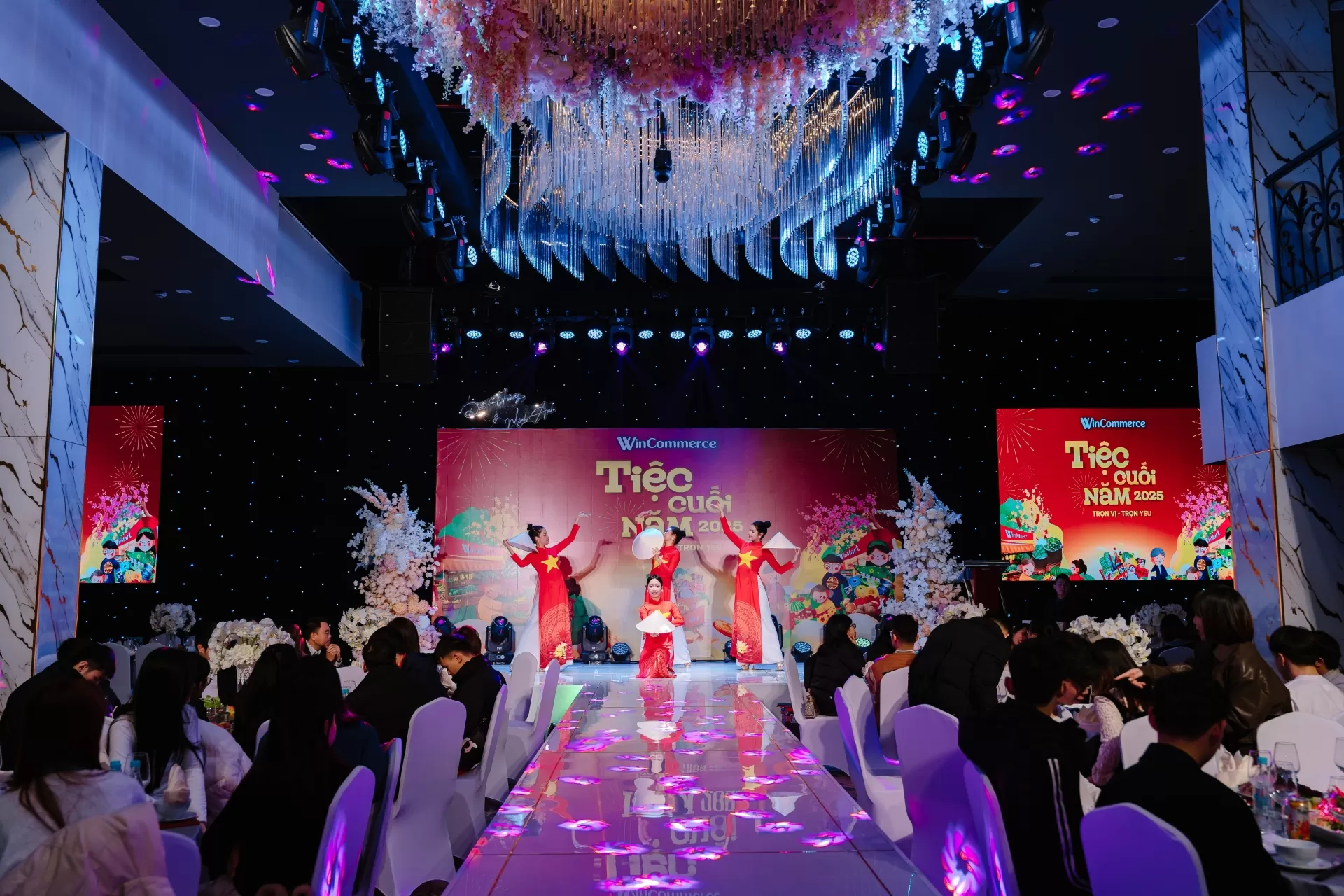 Tiệc cuối năm WinCommerce
